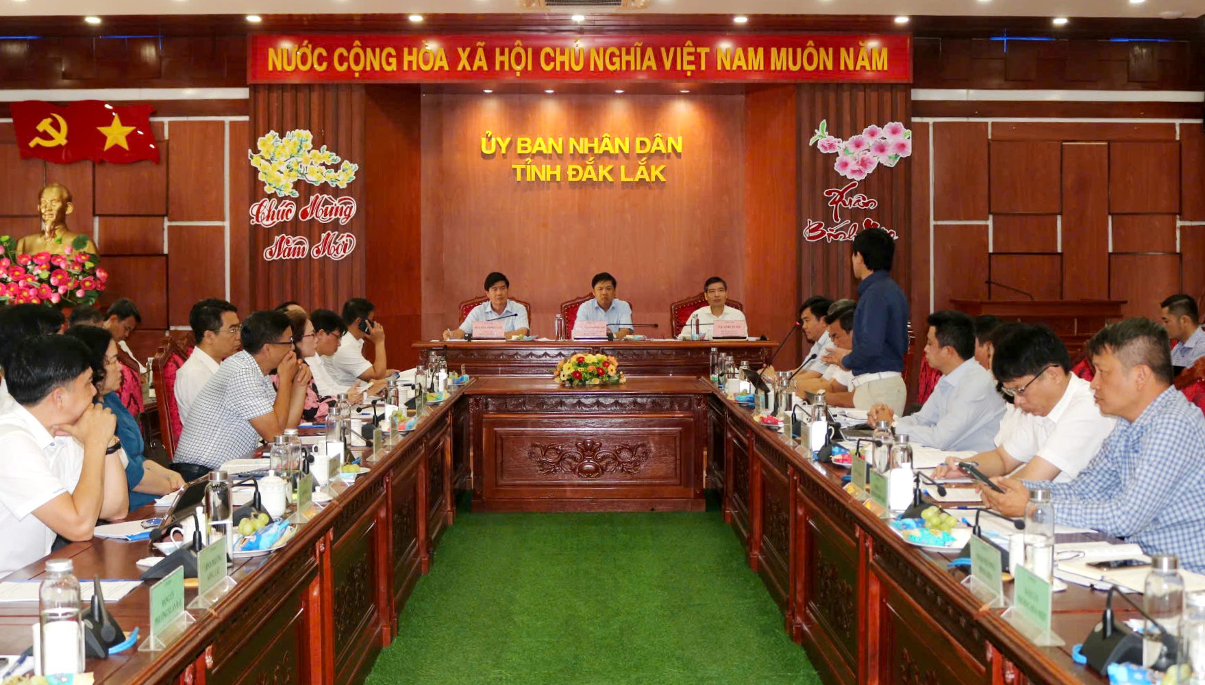 IUU quang cảnh